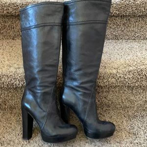 Black Vince Camuto leather boots size 5B